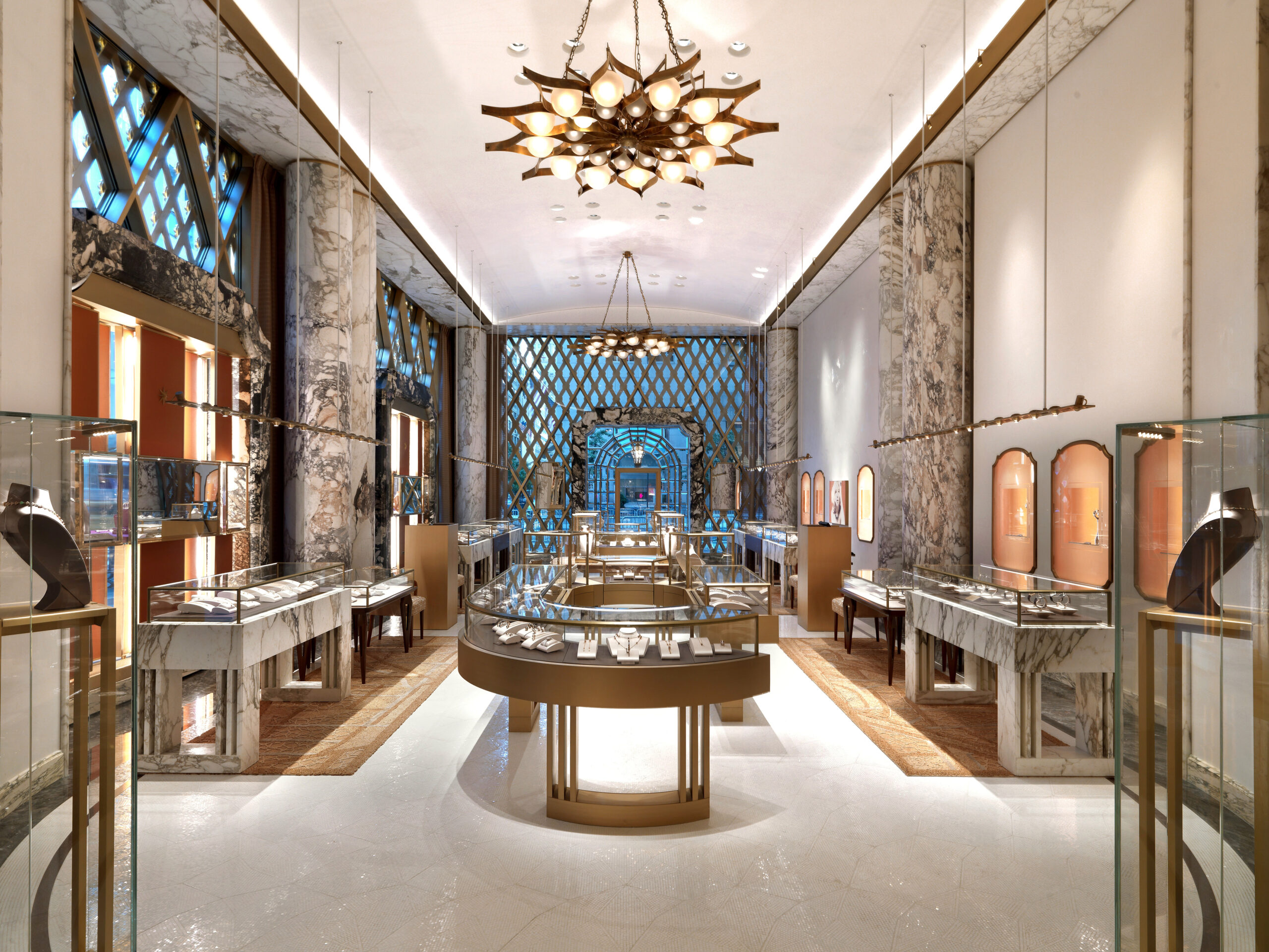 Best Interior Designers Peter Marino Louis Vuitton Store 1