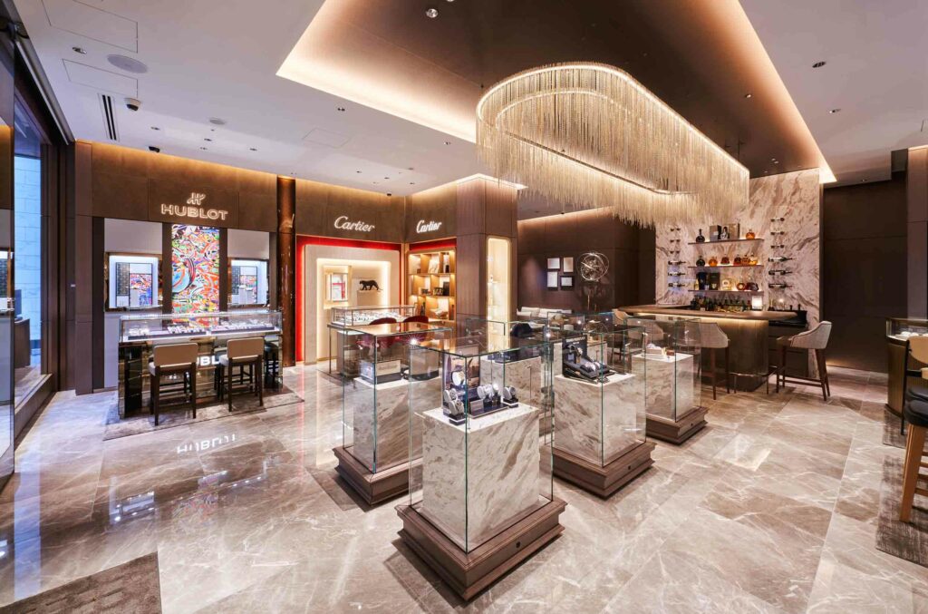 GREATEST SHOWROOMS The Hour Glass Ginza Japan