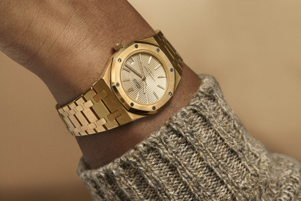 Sheikh Mohammed s Golden Royal Oak Appears At Dubai Auction