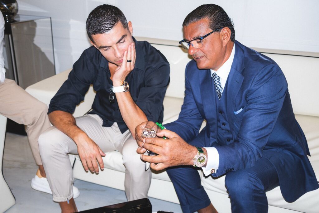 Ronaldo Rocks Up For Opening Of Jacob Co. s Record breaking