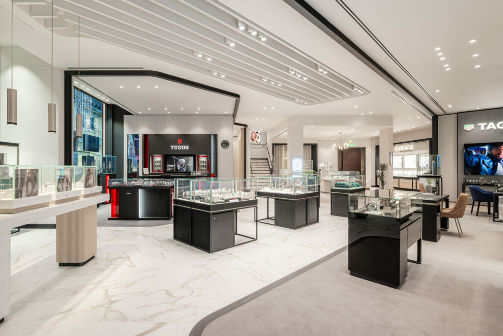 Goldsmiths Opens Double storey Bullring Showroom