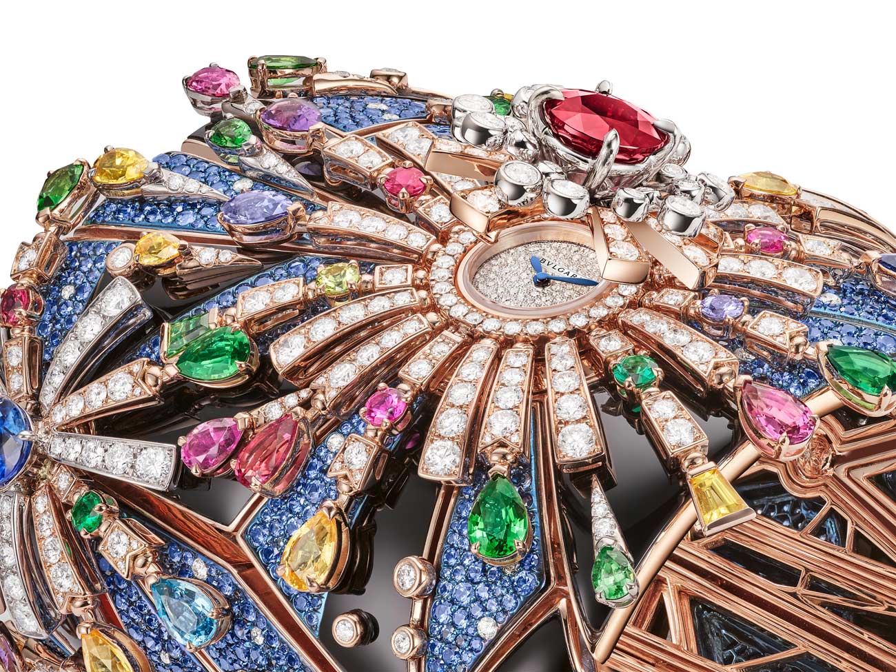 Bulgari представил коллекцию часов Aeterna High-Jewellery Watches 2024