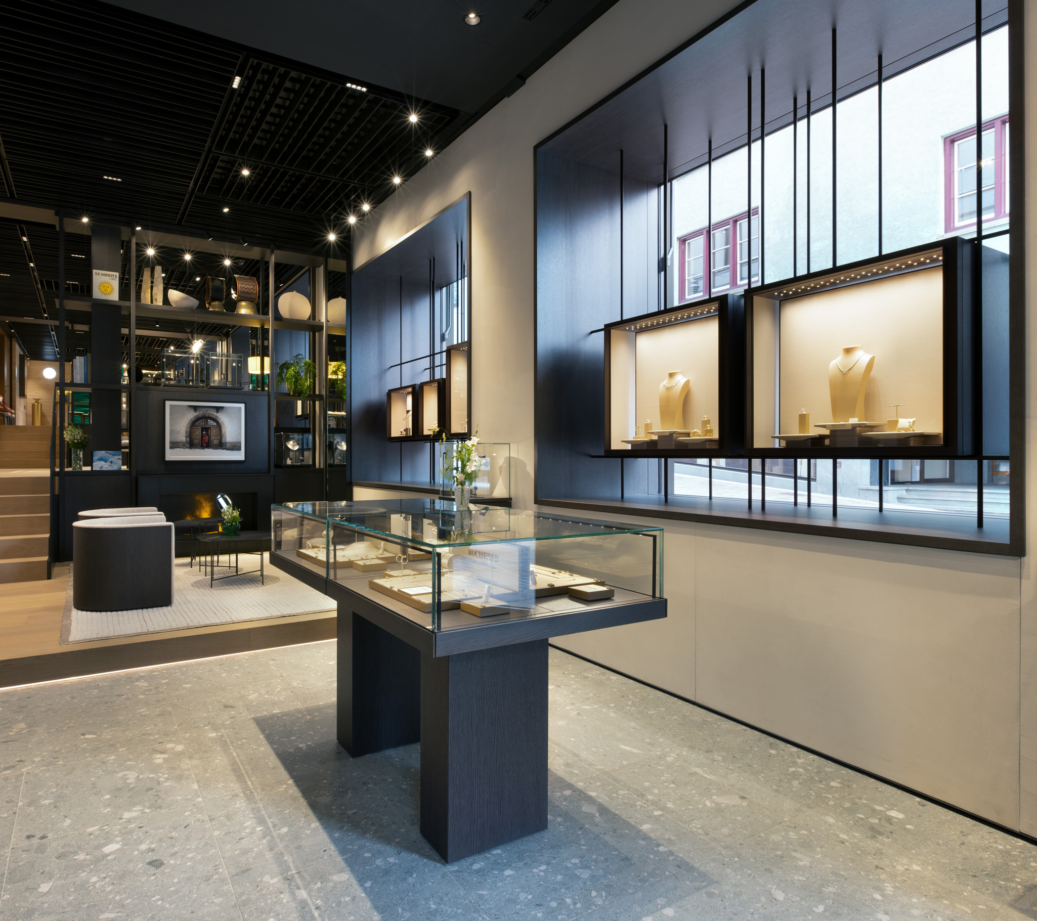 GREATEST SHOWROOMS Bucherer s Bijoux Boutique For The St. Moritz Jet Set