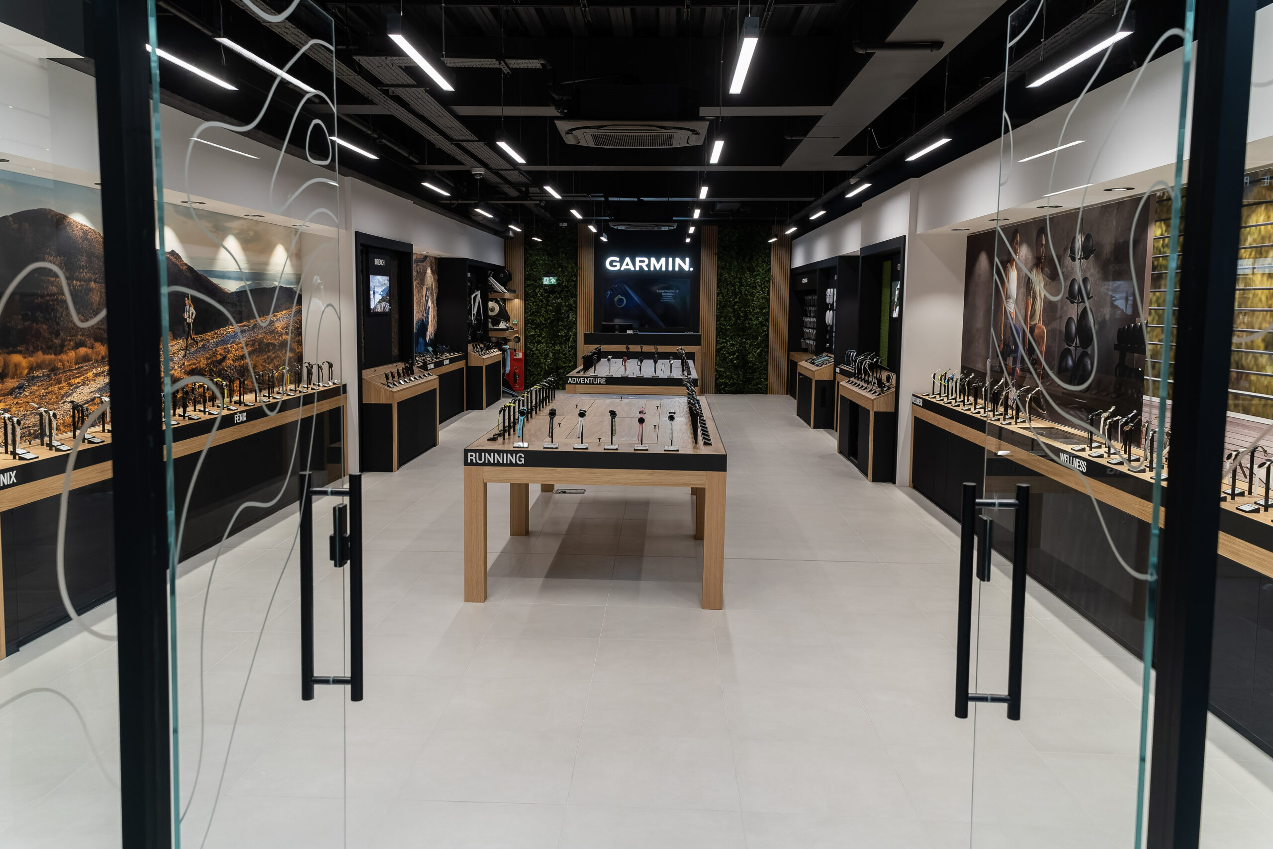 Garmin Opens First UK Store For Smartwatches At Star studded Party